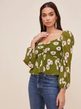 NWT ASTR The Label Green Floral Peplum Top Size Medium Puff Sleeve Romantic